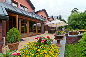 Hotel Zamość noclegi konferencje SPA basen restauracja kręgielnia Polska