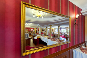 Hotel Zamość noclegi konferencje SPA basen restauracja kręgielnia Polska